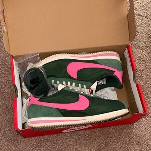 Nike Cortez in Dark Green with Pink Swoosh